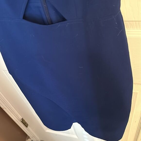 BCBG MaxAzria Annabel Blue Cutout Sheath Dress Size 4 - Picture 3 of 9